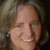Lynne Scully (Holliday)