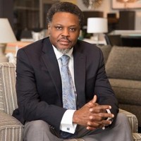 Curtis Thompson