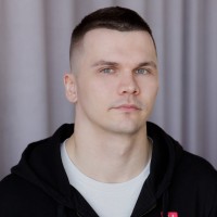 Dmitriy L.