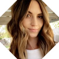 Lindsay Taylor