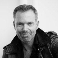 Thomas Holt