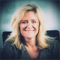 Suzanne Loughlin Roy