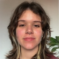 Ana Laura Galves