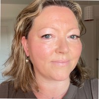 Lorraine Sowden