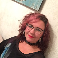 Suzi Hill