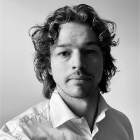 Nils Holm