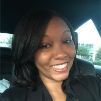 Kimberly Hinton, Maom