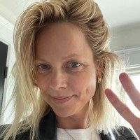 Vanessa Ast