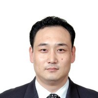 Mr.Lim Mo