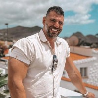 Robert Santa