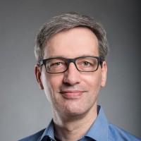 Stefan U.