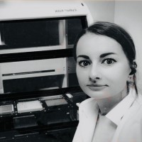 Charleen Gaunitz , Phd