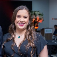 Débora L Brasileiro