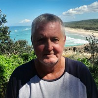 Colin Fox