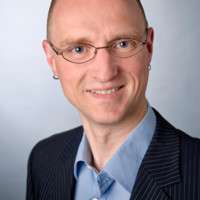 Dirk Büttner