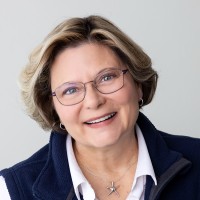 Kate Bomier Gri, Sres