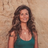 Alison Scola