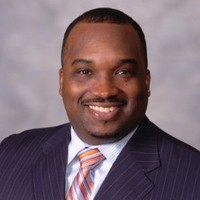 Kyle L Bynum