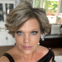 Cassie Comer
