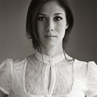 Valeria Oppenheimer
