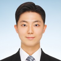 Yonghwan Lee
