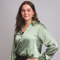 Vivian Van Ee