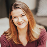 Julia Thomas
