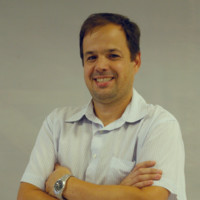 Sândalo Oliveira