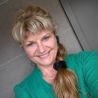 Marianne Hoon
