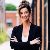 Leslie Maney