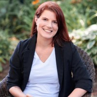 Lorraine Lowry