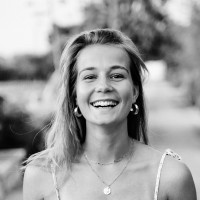 Isa Siemelink