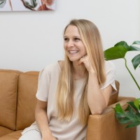 Dr. Sarah Abel, ND