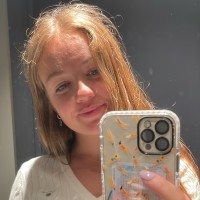 Lottie Van Der Helstraete