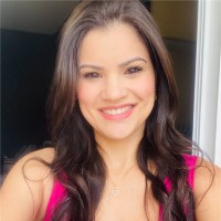 Ariane Ferraz Machado