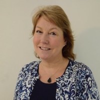 Sandra Knight