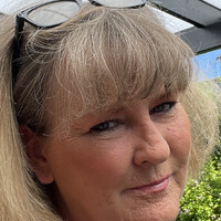 Helle Hornbek