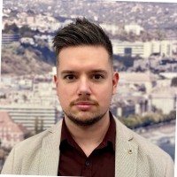 Ádám Daneshgar