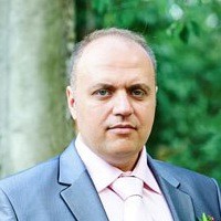 Denis Azarov