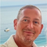Neil McKenna