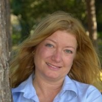 Dr. Tracey Osborn
