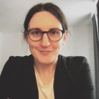 Dr. Simone Brühl