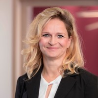 Manuela Gläser-Glänzel,Mrics