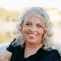Tiffianyann Lundine, Edd
