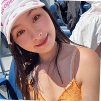 Chloe Yingqian Wang