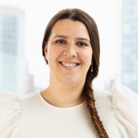 Elloise R.