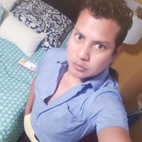 Augusto Flores