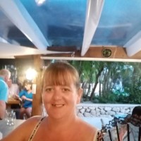 Lisa Barnes