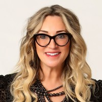 Zoë Van Oss