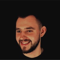 Денис Петренко